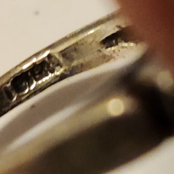 RUBY Ring - Picture 8 of 16